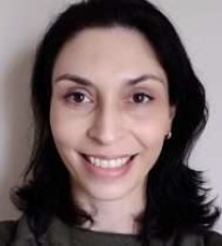 RENATA BEATRIZ ZENERE POISKI